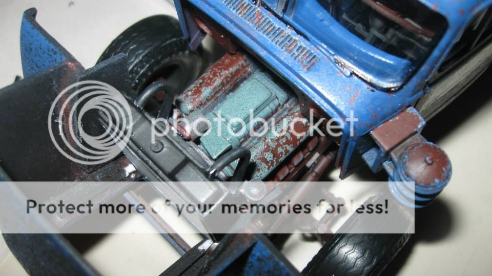 10425012_694290790626581_324470164928258