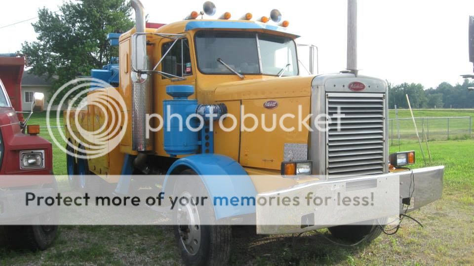 10178048_698456376876689_465176837658503