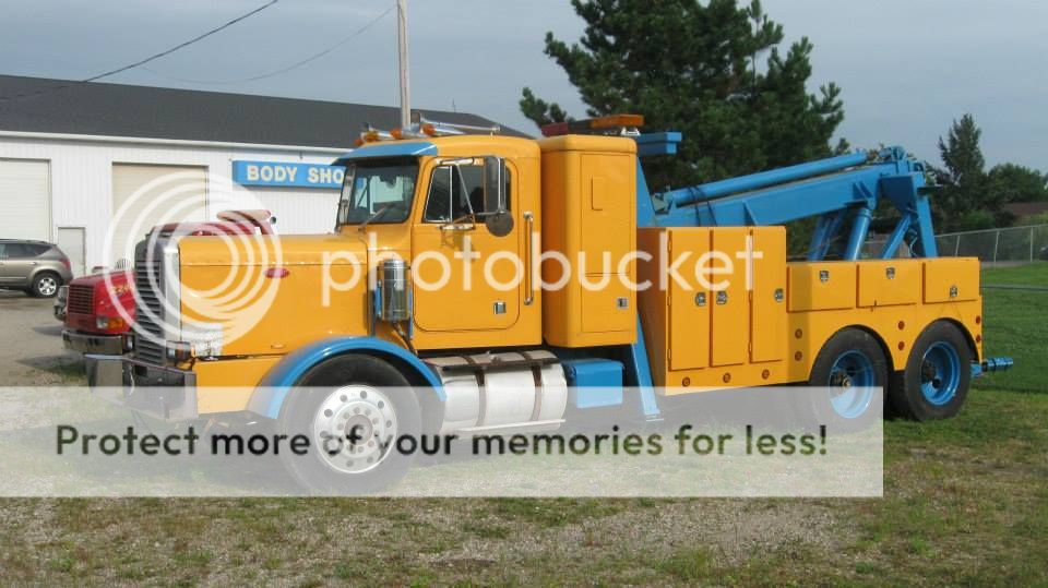 10418140_698456610209999_746386214659962