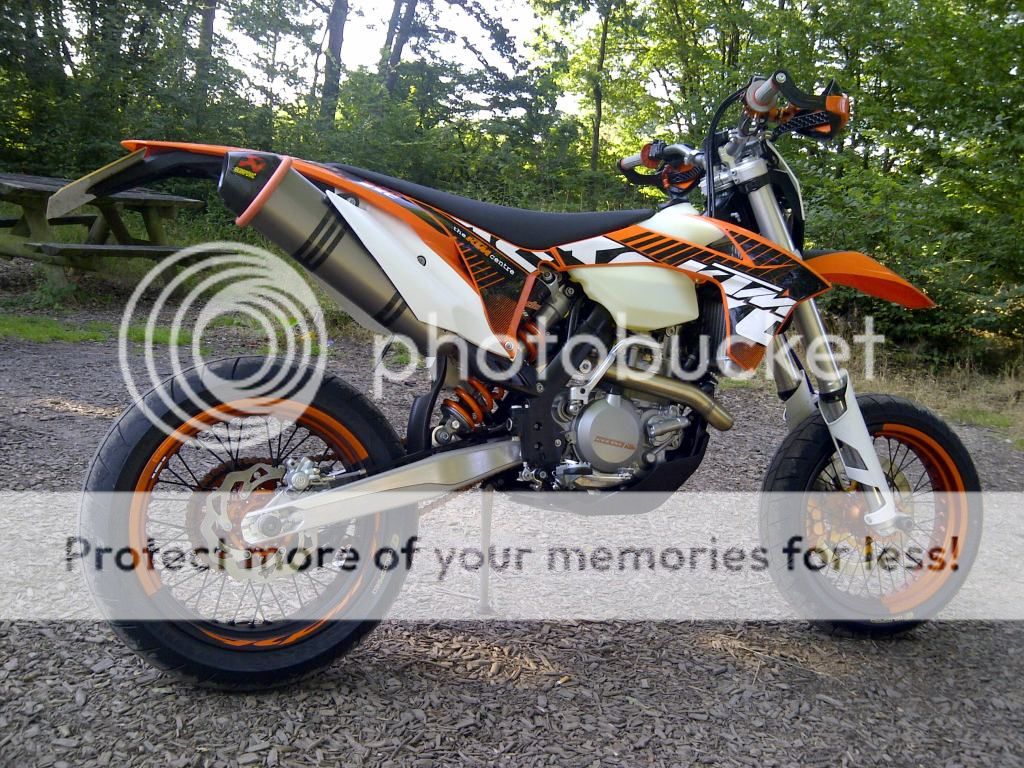 http://i980.photobucket.com/albums/ae284/motodrb/500%20exc/IMG-20120819-00054.jpg