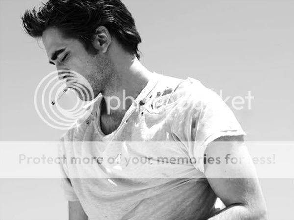 Robert Pattinson Pictures, Images and Photos